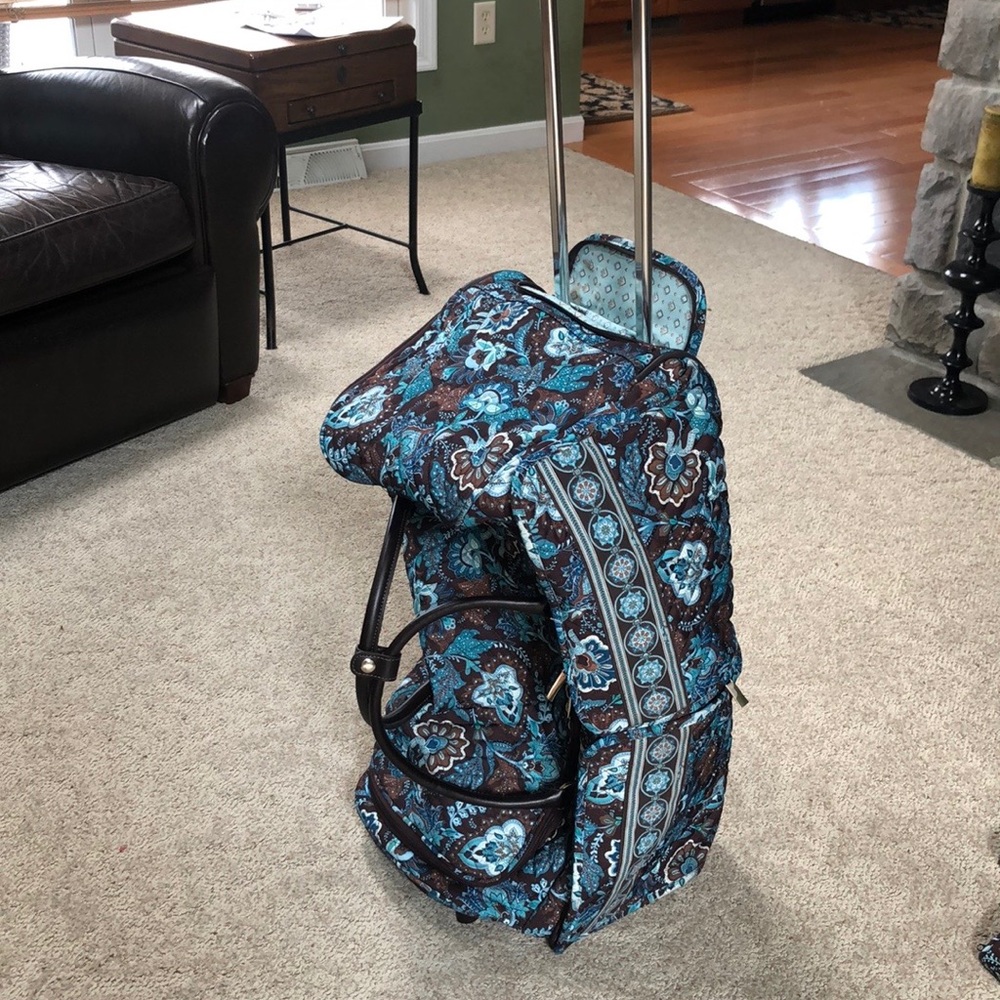 Rolling duffel